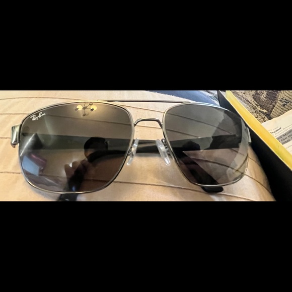 Authentic - Picture 3 of 8